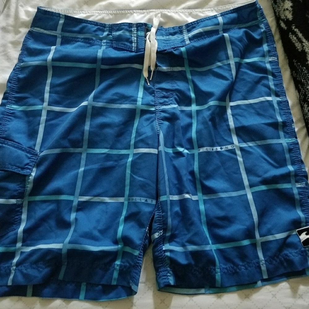 Billabong Swim Trunks Size 40